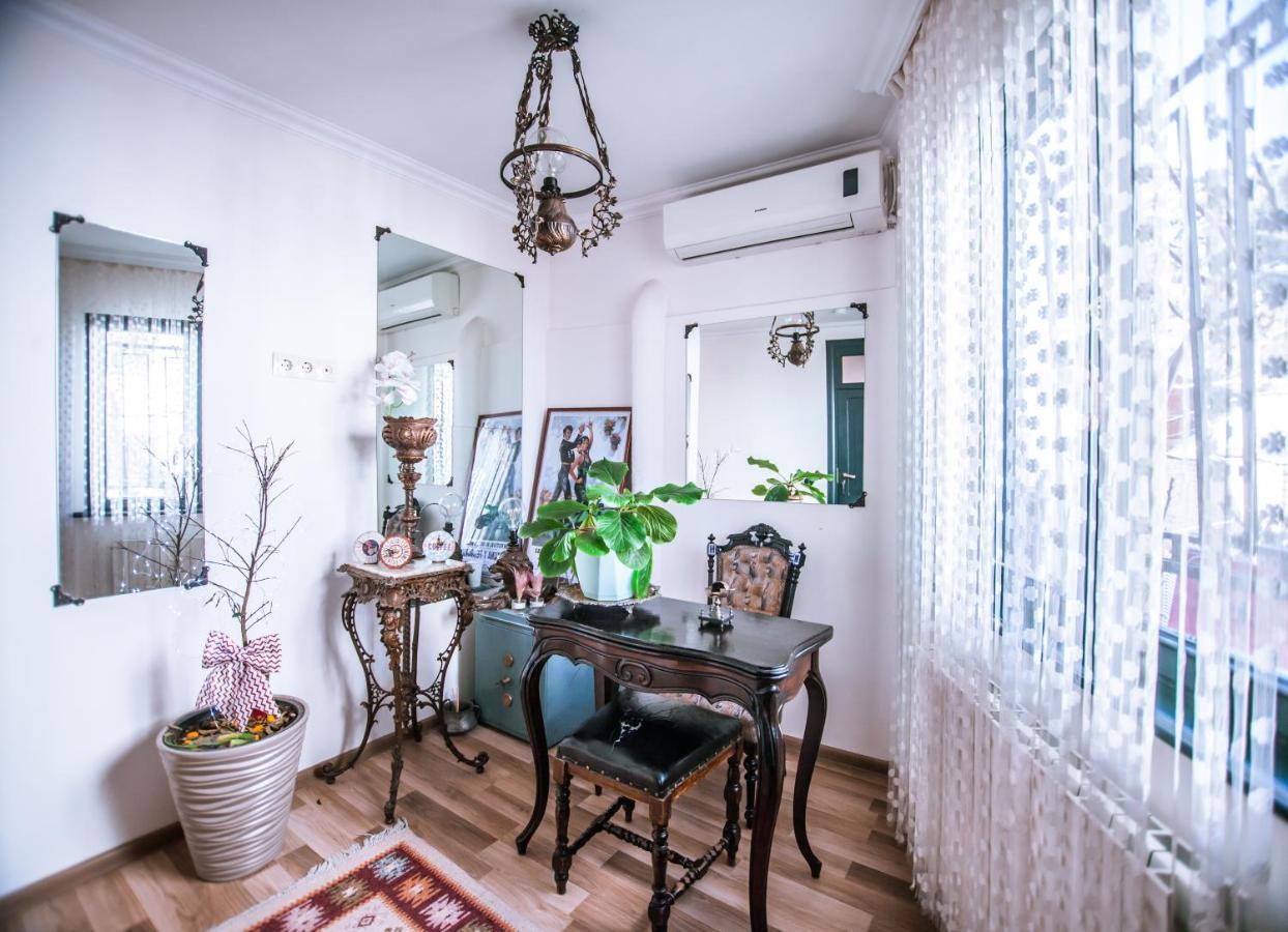 Home 12 تبليسي المظهر الخارجي الصورة
